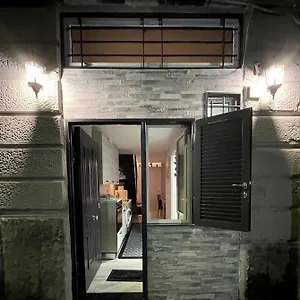 White House Spacca Apartment